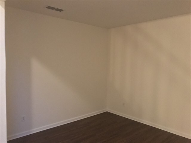Building Photo - 3074 Elmendorf Lane NW