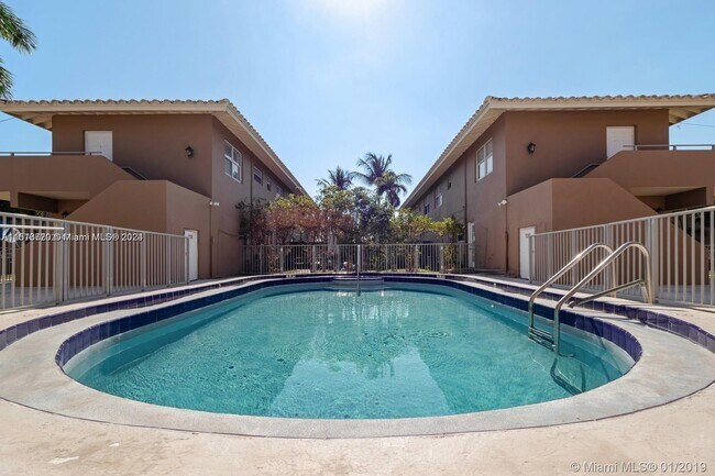 Foto del edificio - 1603 N Treasure Dr