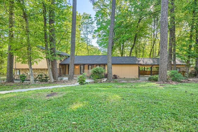 Building Photo - 466 Raven Springs Trail