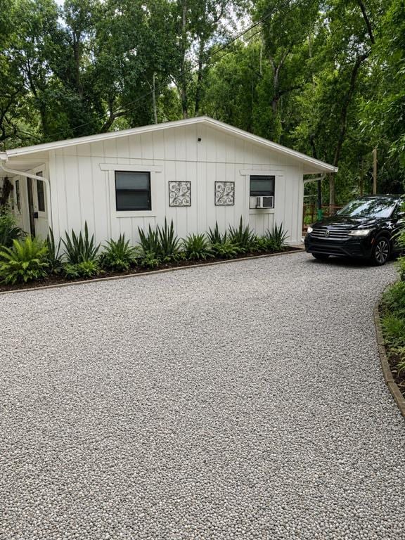 Building Photo - 1735 Timocuan Way