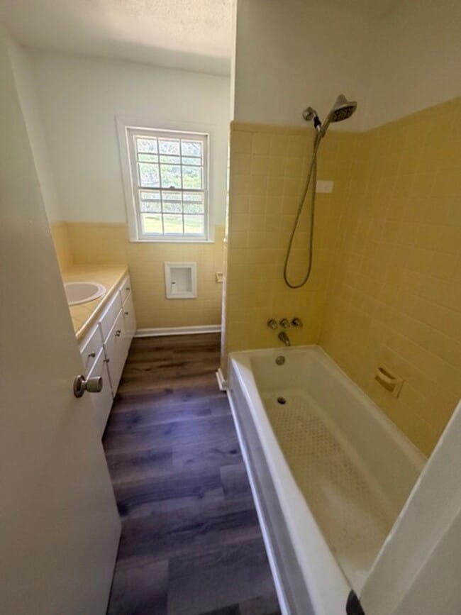 Building Photo - 3462 Dobbs Farm Rd