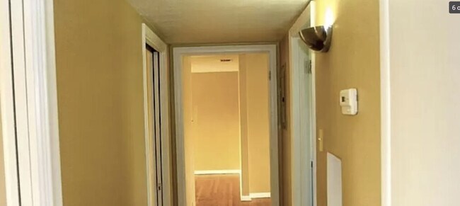 Building Photo - Cresham - Single Family Home