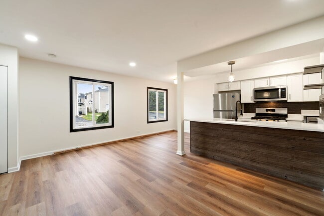 Foto del edificio - 1481 Quaker Ln