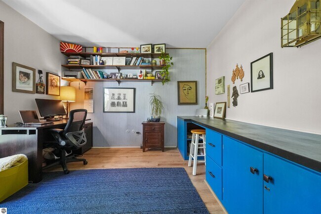 Foto del edificio - 1310 Peninsula Ct