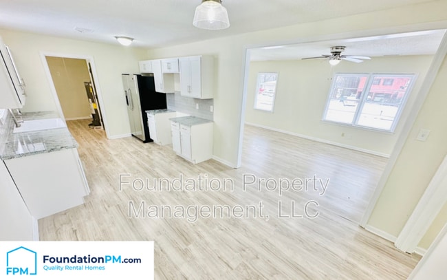 Foto del edificio - 3330 Northmoor Ave
