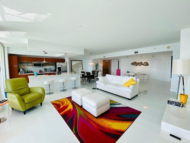 Foto del edificio - 2640 Lake Shore Dr