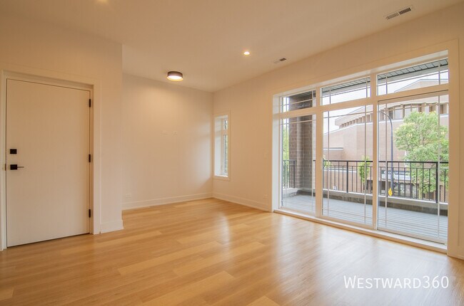 Foto del edificio - 2046 W Washington Blvd