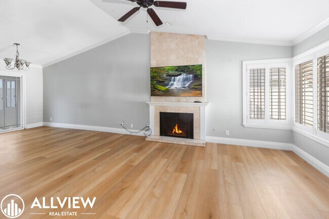 Foto del edificio - Beautifully Upgraded Single Level Home in ...