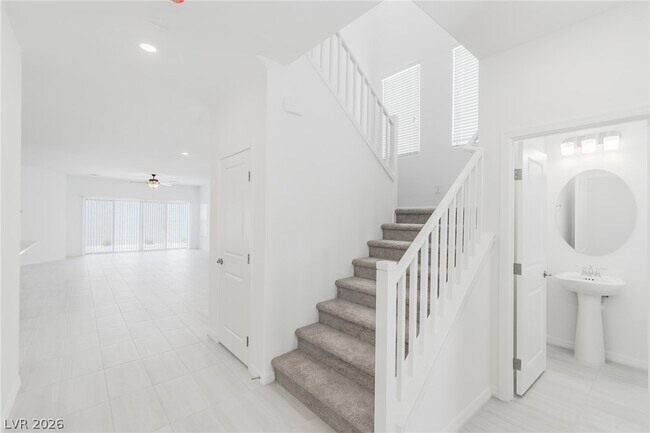 Foto del edificio - 5749 S Tioga Way