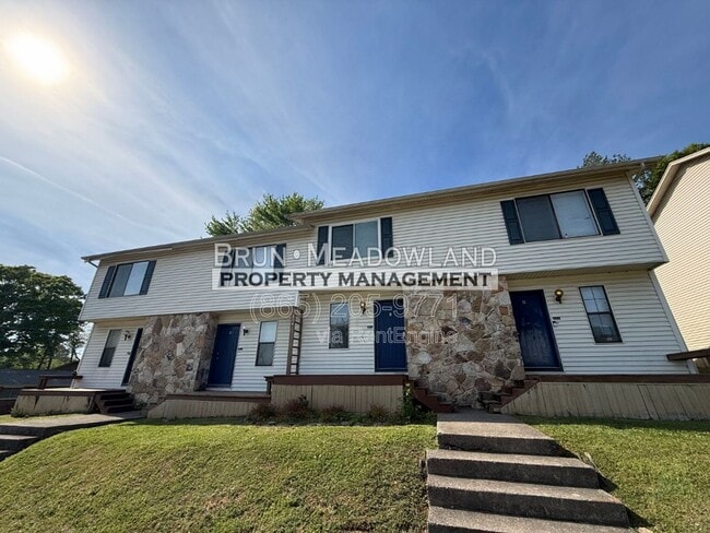 Photo - 10417 Victoria Dr Apartment