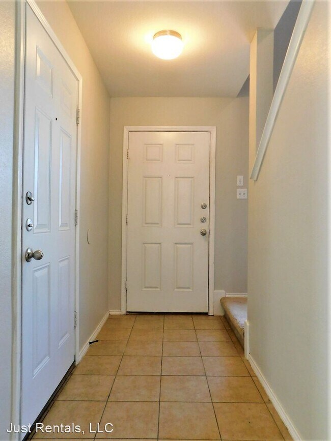 Building Photo - 3 br, 2 bath House - 603 Draco Dr.