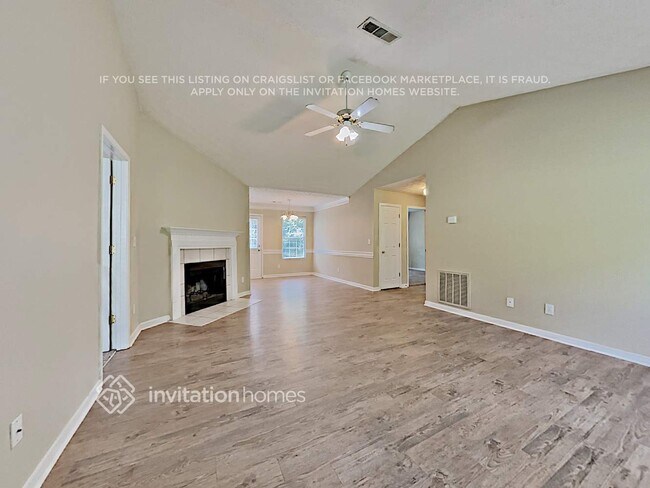 Foto del edificio - 135 Hidden Brook Trail