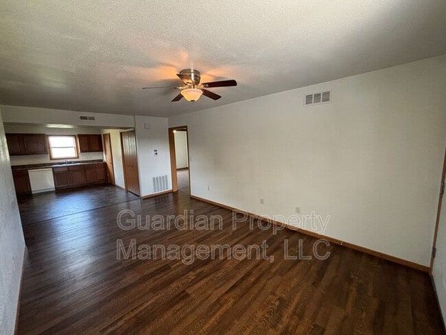 Building Photo - 322 East 4th Street