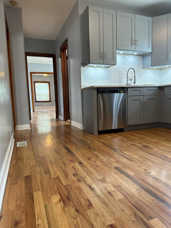 1059 N Drake Ave Unit 1, Chicago, IL 60651 Room for Rent in Chicago