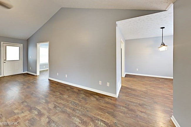 Building Photo - 5102 Meridian Lake Dr