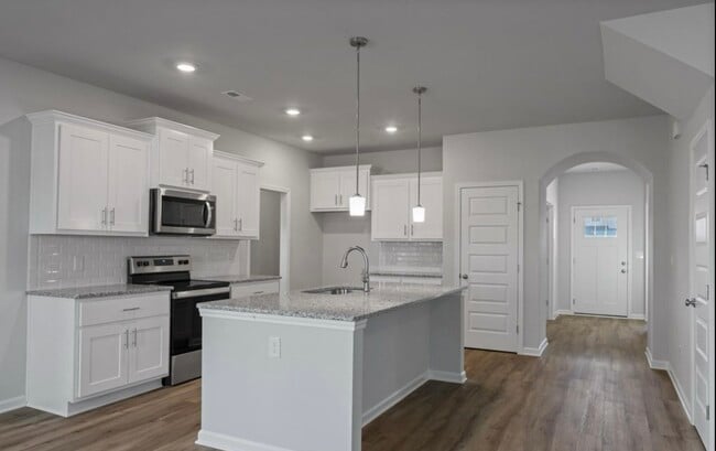 Building Photo - 121 Gander Cir