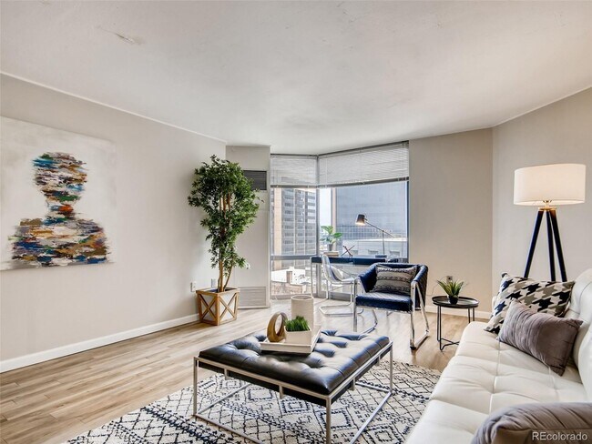 Live & Play - 1625 Larimer St