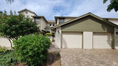 Building Photo - 1710 Starling Dr