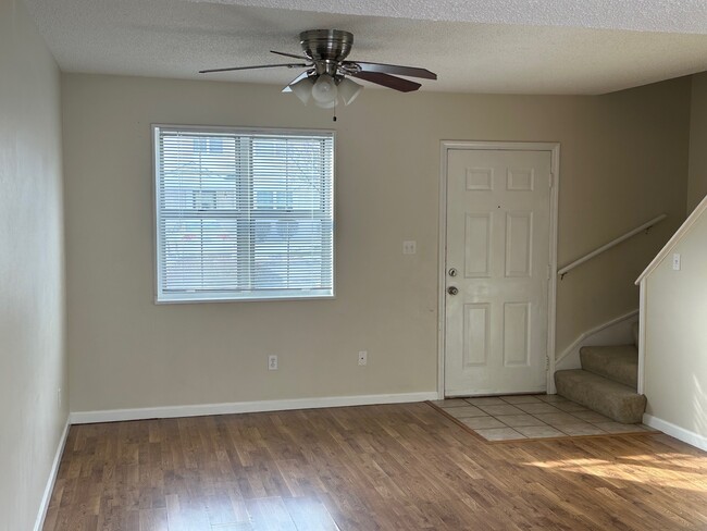 Living room - 8850 Flamingo Ct