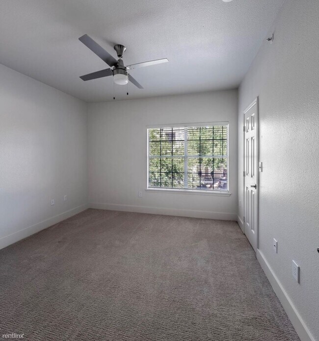 Foto del edificio - 1 br, 1 bath Condo - 2502 NE Inner Loop