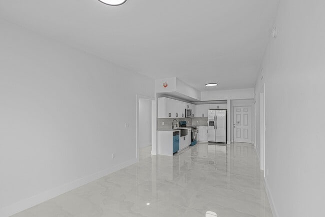 Photo - 16925 SW 100th Ave Apartment