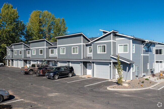 Foto del edificio - Alder Creek Townhomes