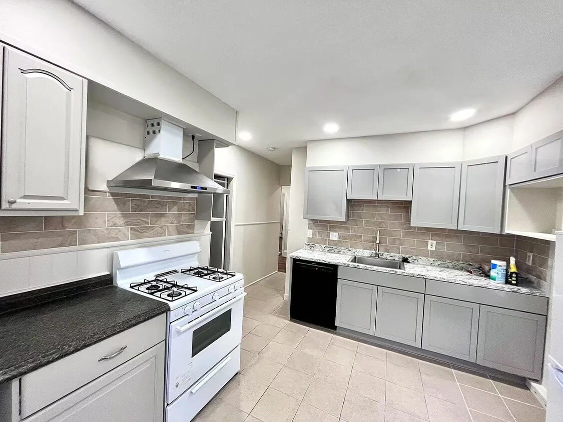 Foto principal - 11 Shawmut St