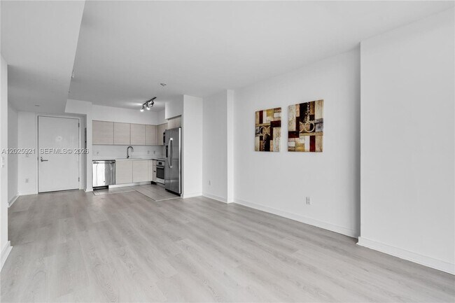 Building Photo - 4250 Biscayne Blvd
