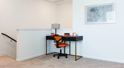 Building Photo - 9730 Kilkenny St