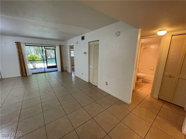 Building Photo - 28150 Pine Haven Way