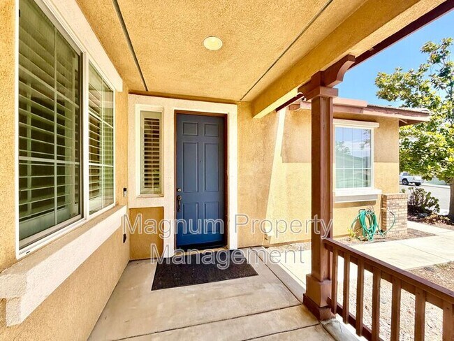 Foto del edificio - 46383 Vianne Ct