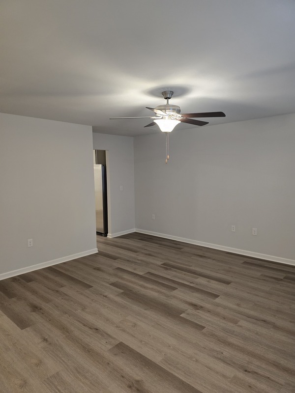 Building Photo - 7254 Crestside Dr