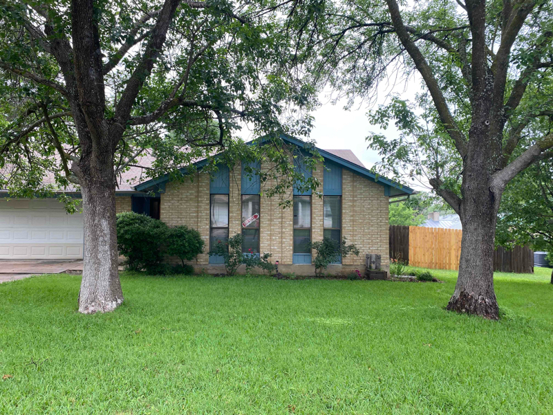 Primary Photo - 209 Loesch Dr