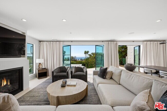 Foto del edificio - 6326 Trancas Canyon Rd