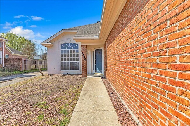 Foto del edificio - 2638 Queens Hollow Ct