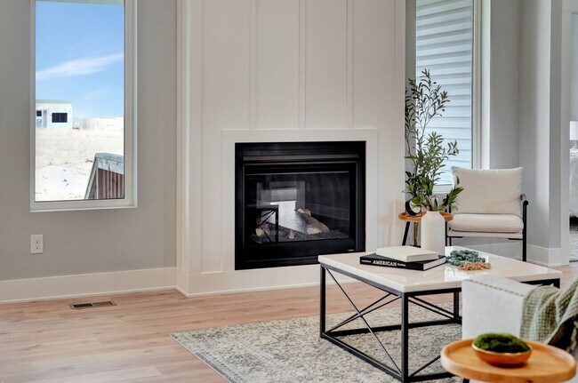 Foto del edificio - Beautiful Luxury Townhome