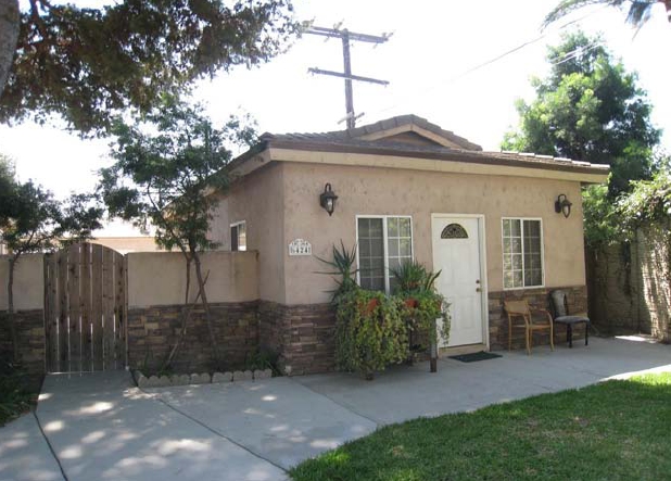 Primary Photo - 6424 Alondra Blvd