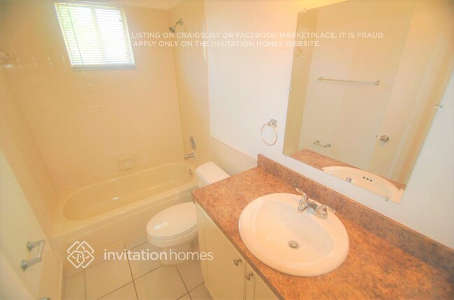 Foto del edificio - 9897 Moss Pond Dr