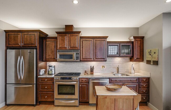 Foto del edificio - 136 SW Washington Ave