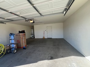 Building Photo - 598 Amante Dr