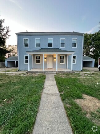 Building Photo - 3203 Tytus Ave