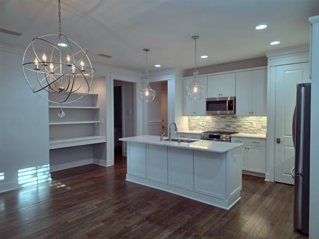 Building Photo - 309 Jack Knife Drive