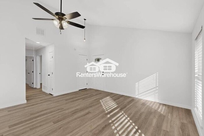 Building Photo - ***Leasing Special*** MOVE IN READY - SACHSE TEXAS - 2BEDS 2.5 BATHS