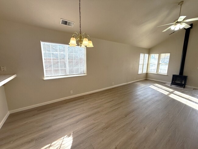 Building Photo - 3058 Helena Way