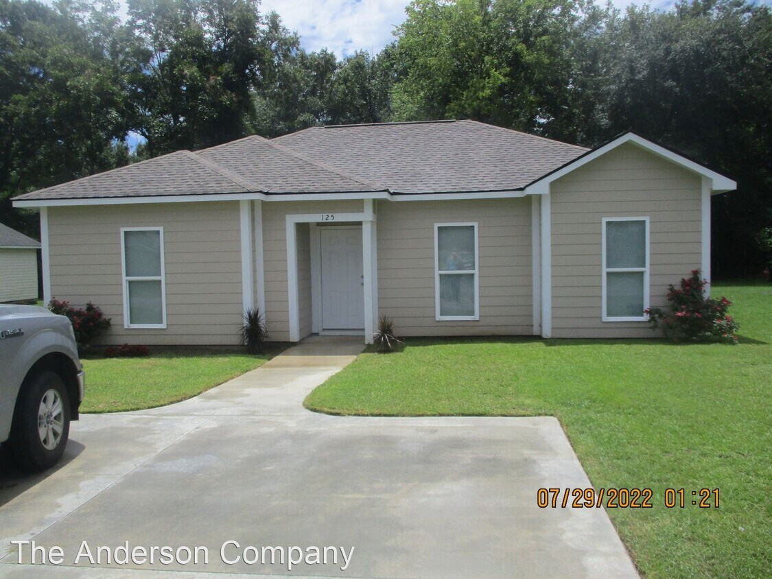 3 br, 2 bath House 125 Twelve Oaks Ct House for Rent in Leesburg