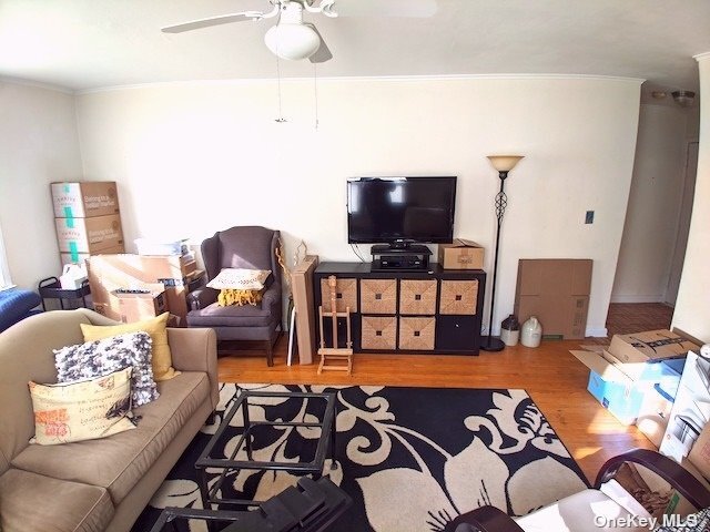 Building Photo - 600 E Broadway