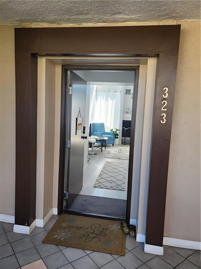 Building Photo - 7826 Topanga Canyon Blvd