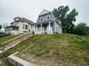 Building Photo - 542 S 29th St