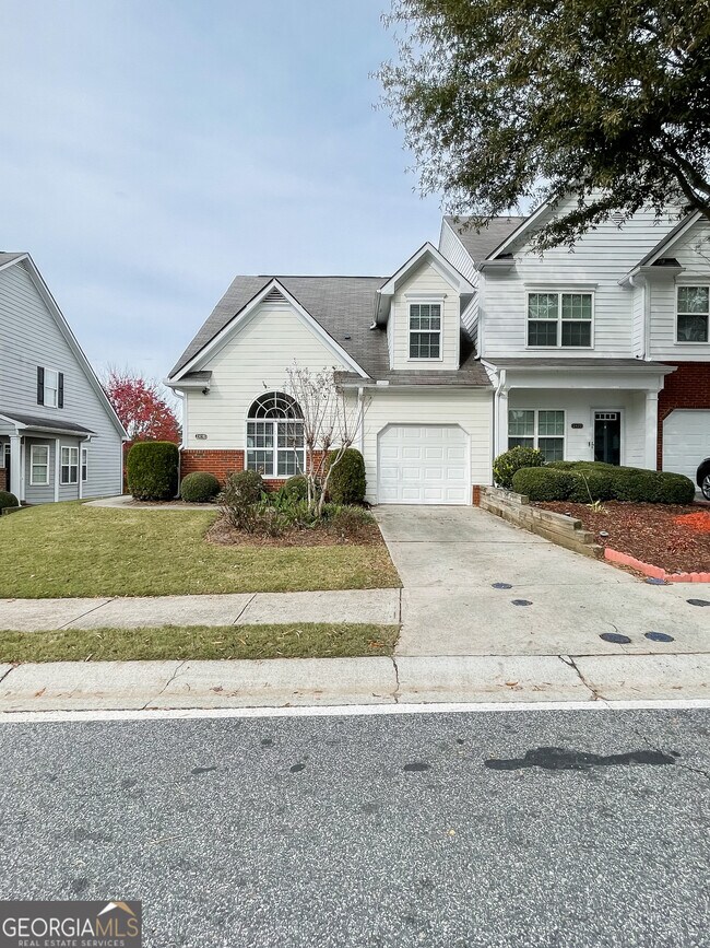 Foto del edificio - 2418 Suwanee Pointe Dr