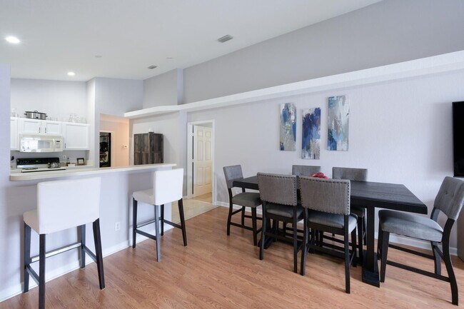 Foto del edificio - 131 Pennock Landing Cir